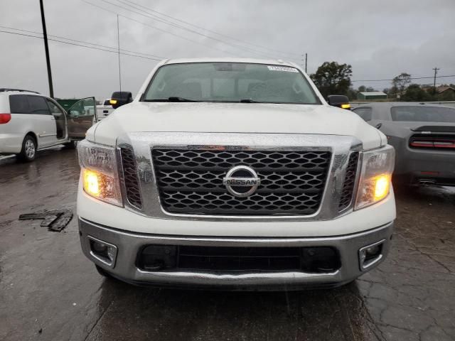 2017 Nissan Titan SV