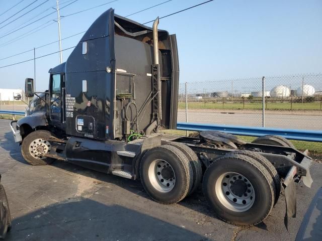 2013 Kenworth Construction T660