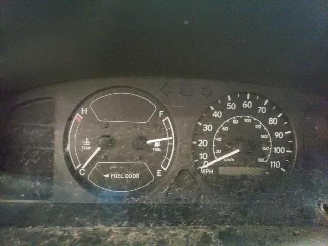 2000 Chevrolet GEO Prizm Base