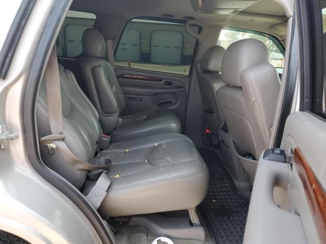 2004 Cadillac Escalade Luxury