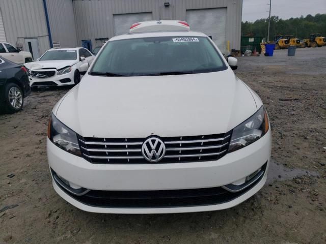 2014 Volkswagen Passat SEL