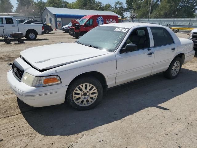 2003 Ford Crown Victoria LX