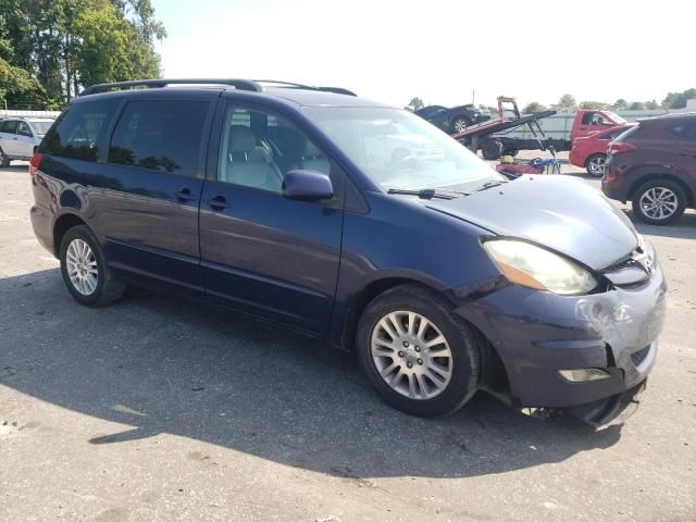 2007 Toyota Sienna XLE