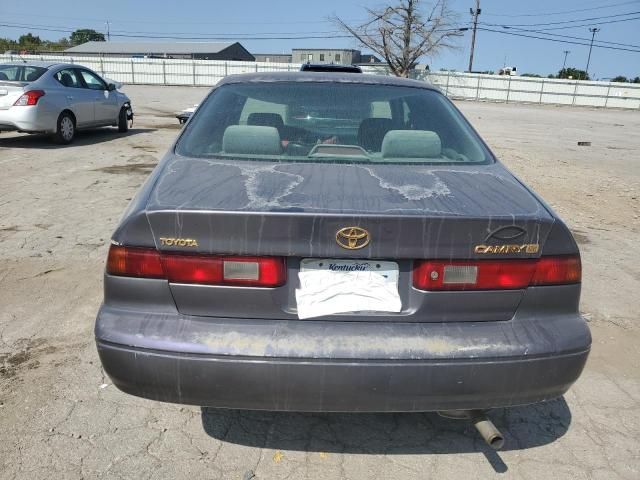 1999 Toyota Camry LE