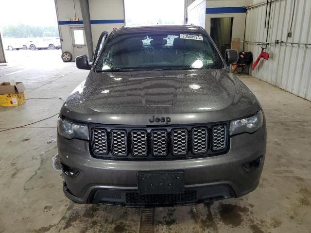 2020 Jeep Grand Cherokee Laredo