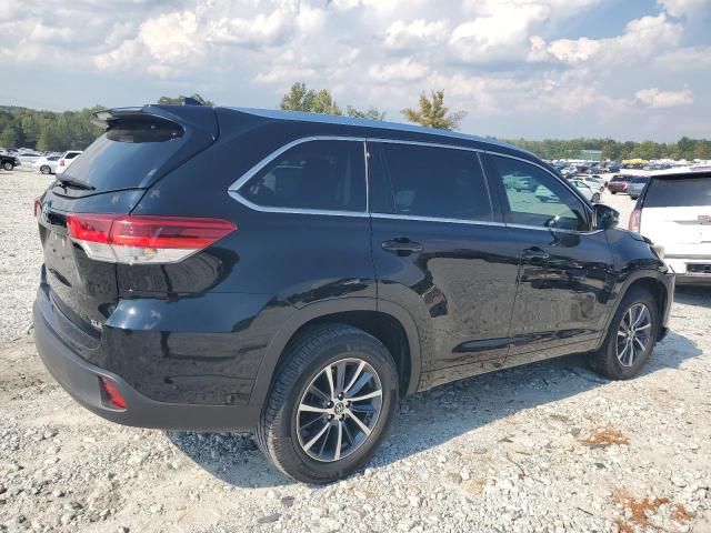 2018 Toyota Highlander SE