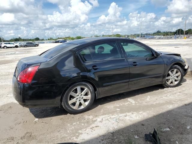 2005 Nissan Maxima SE