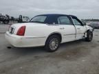 1999 Lincoln Town Car Signature