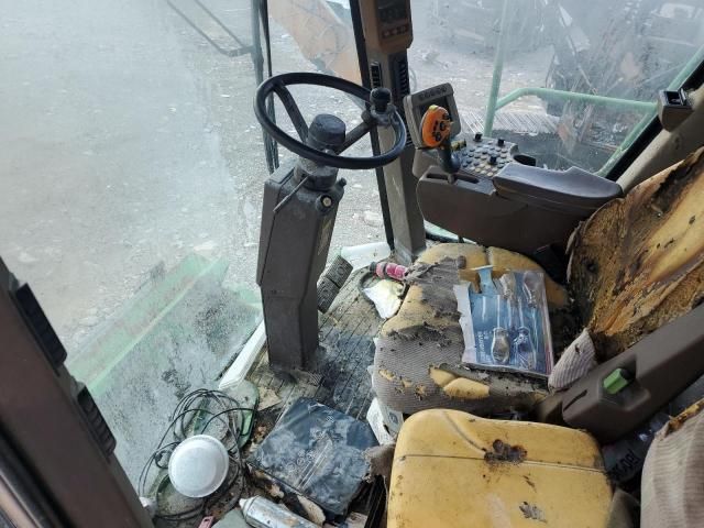 2010 John Deere COM