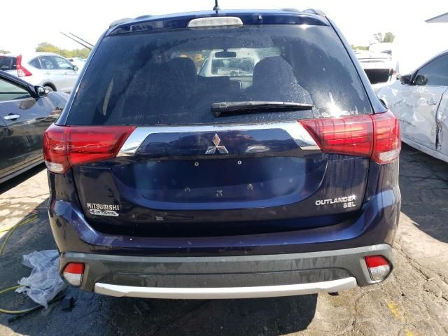 2016 Mitsubishi Outlander SE