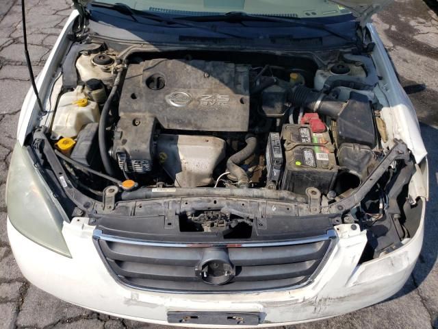 2002 Nissan Altima Base