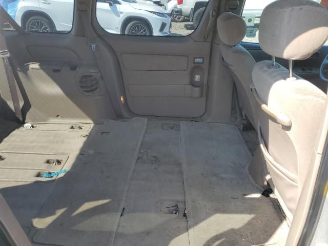 2001 Toyota Sienna CE