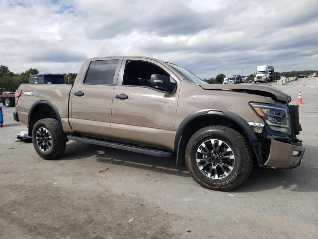 2022 Nissan Titan SV