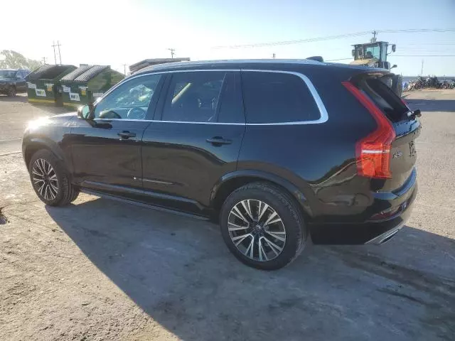 2021 Volvo XC90 T6 Momentum