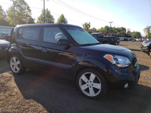 2010 KIA Soul +