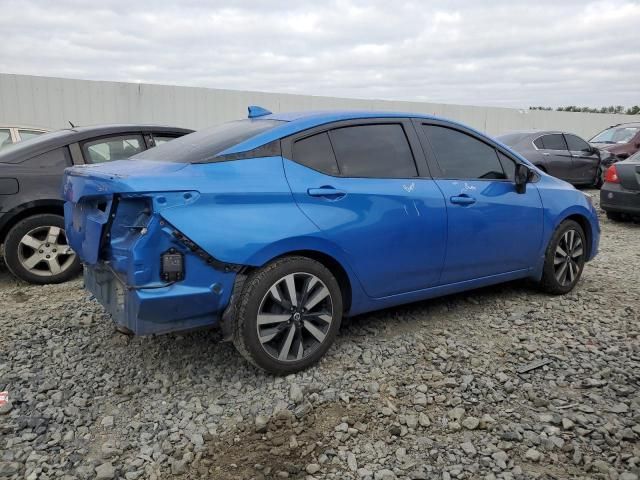 2022 Nissan Versa SR