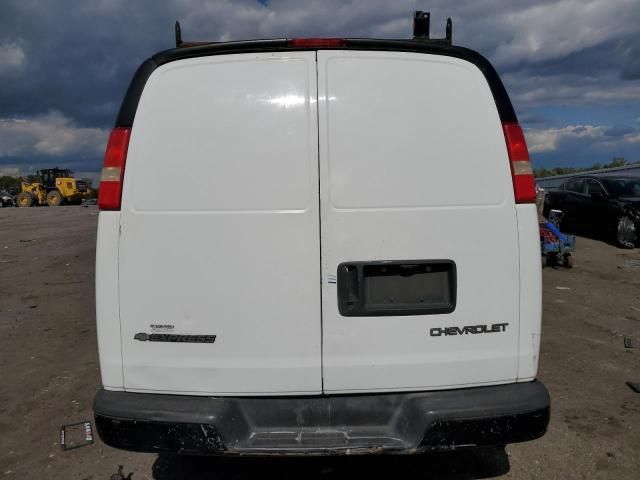 2004 Chevrolet Express G2500