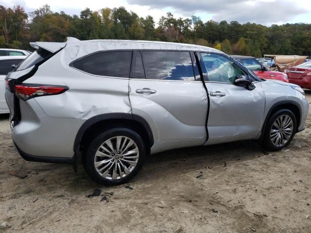 2022 Toyota Highlander Platinum