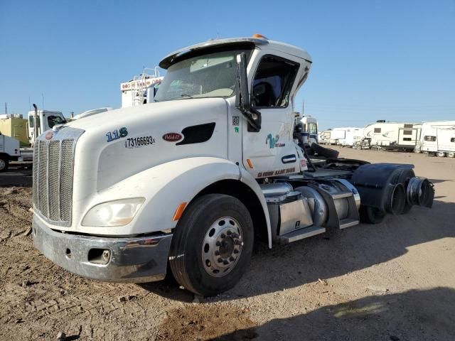 2018 Peterbilt 579