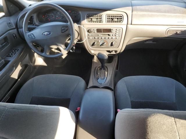 2003 Ford Taurus SE