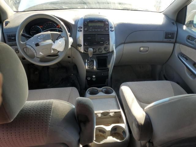 2008 Toyota Sienna CE