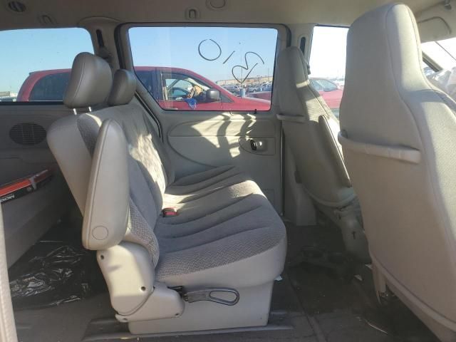 2005 Dodge Grand Caravan SE