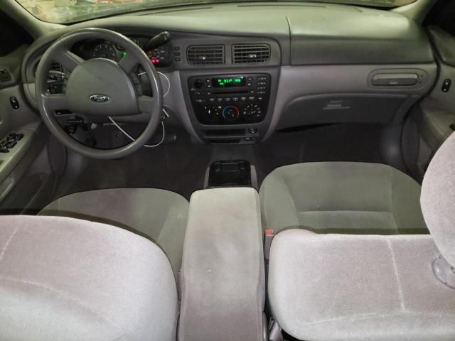 2006 Ford Taurus SE