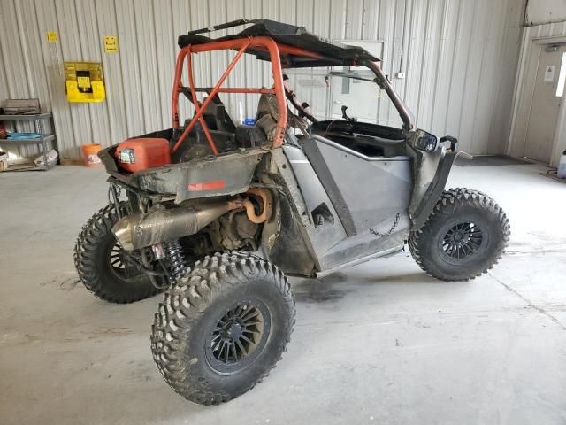 2019 Arctic Cat Cat