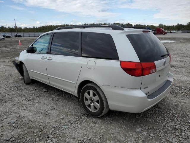 2004 Toyota Sienna XLE