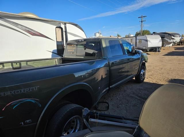 2022 Dodge 3500 Laramie