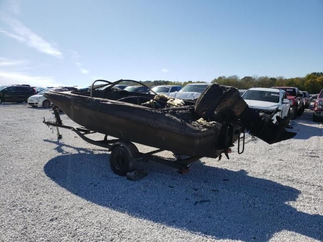 2000 Bayliner 1600 Capri