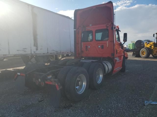 2016 Freightliner Cascadia 125