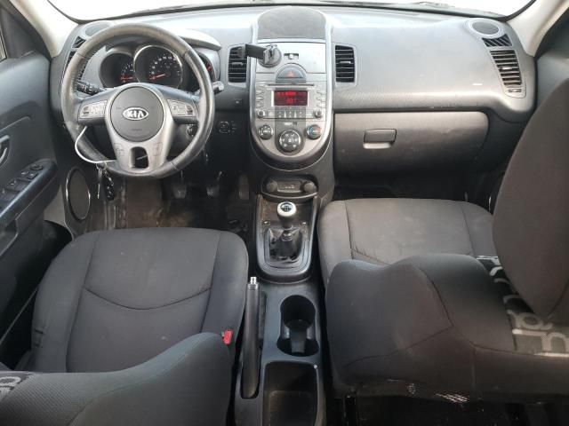 2010 KIA Soul +