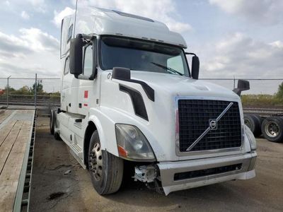 Salvage cars for sale from Copart Moraine, OH: 2015 Volvo VN VNL