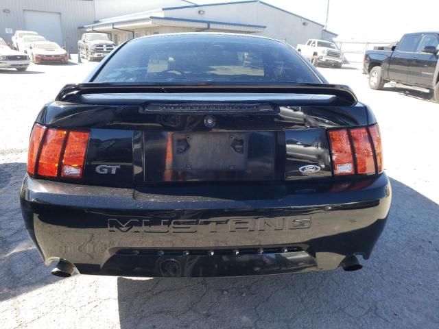 2000 Ford Mustang GT