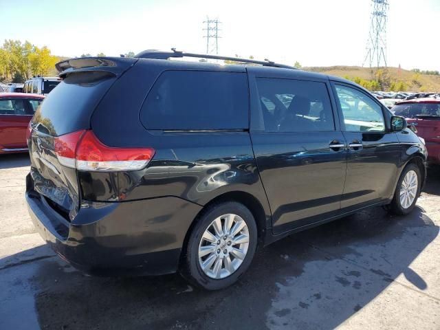 2012 Toyota Sienna XLE