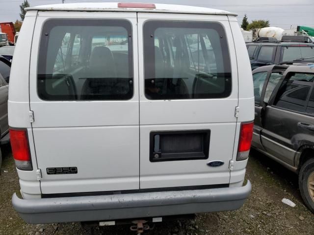 1999 Ford Econoline E350 Super Duty Wagon