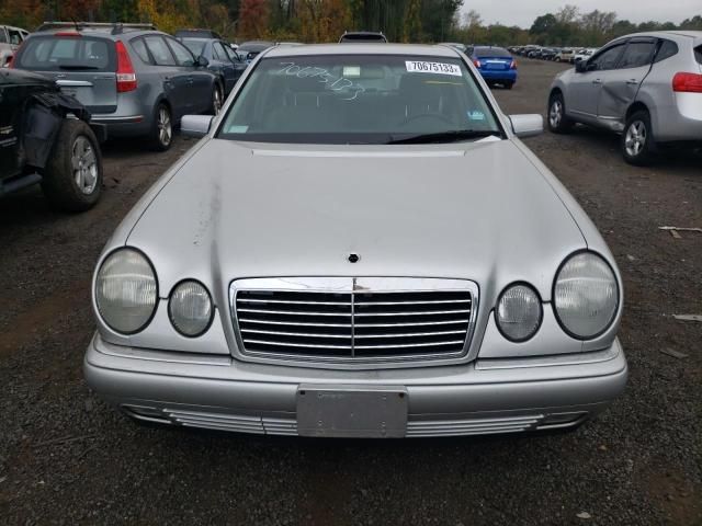 1999 Mercedes-Benz E 320