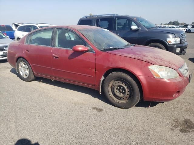 2004 Nissan Altima Base