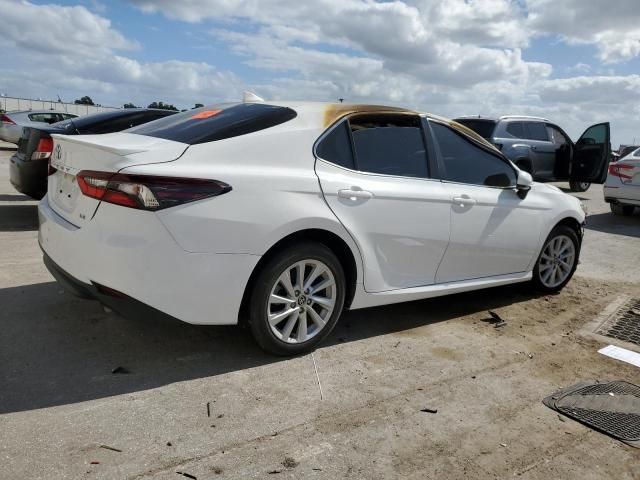 2022 Toyota Camry LE