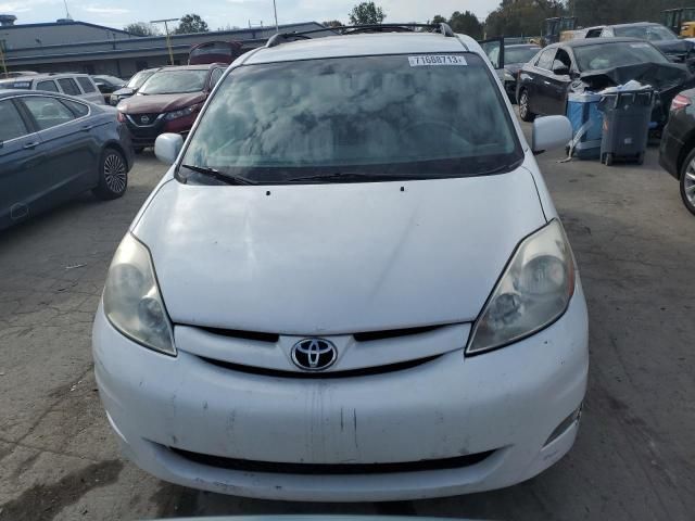 2007 Toyota Sienna XLE