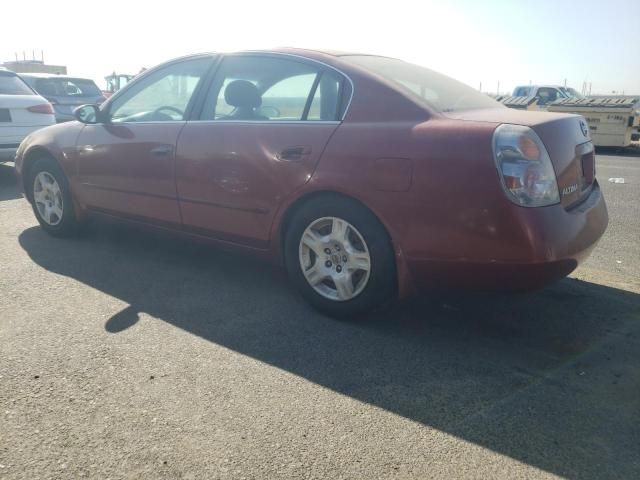 2004 Nissan Altima Base