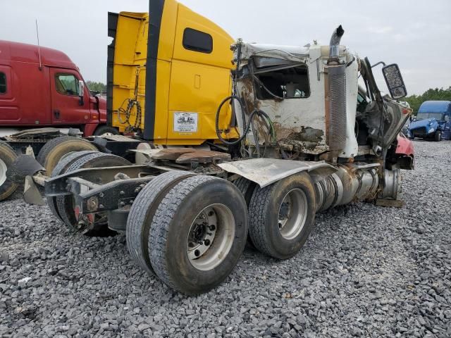 2007 Freightliner Conventional Columbia