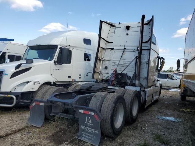 2014 Volvo VN VNL