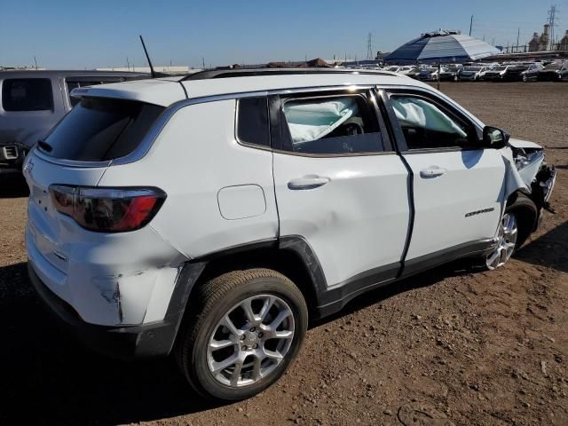 2023 Jeep Compass Latitude LUX