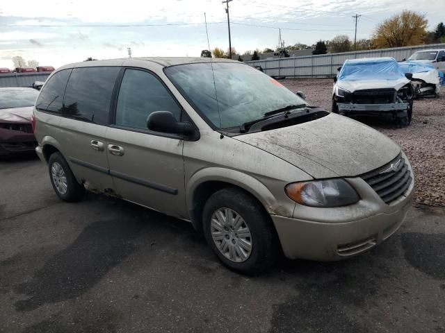 2007 Chrysler Town & Country LX