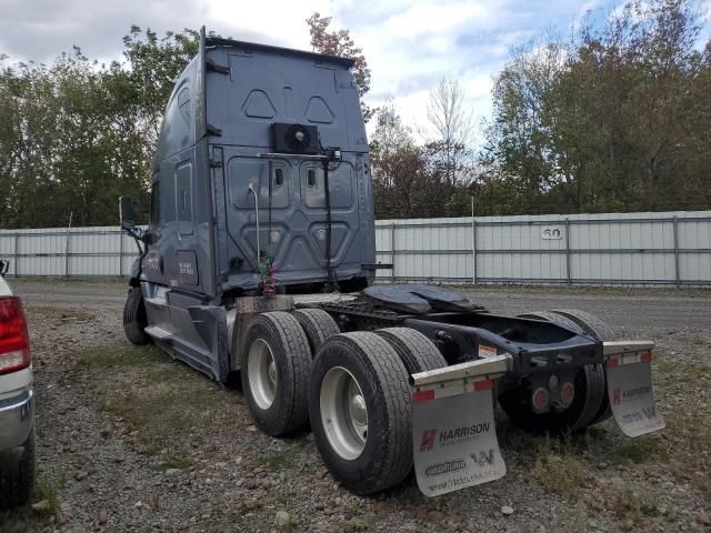 2020 Freightliner Cascadia 125