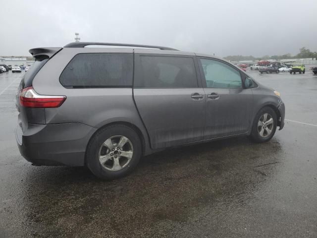 2015 Toyota Sienna LE