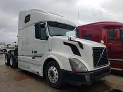 Salvage cars for sale from Copart Dyer, IN: 2008 Volvo VN VNL