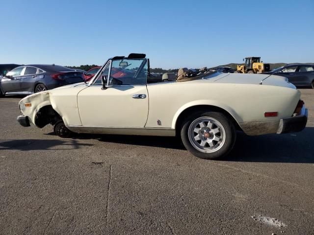 1982 Fiat 124 Spider